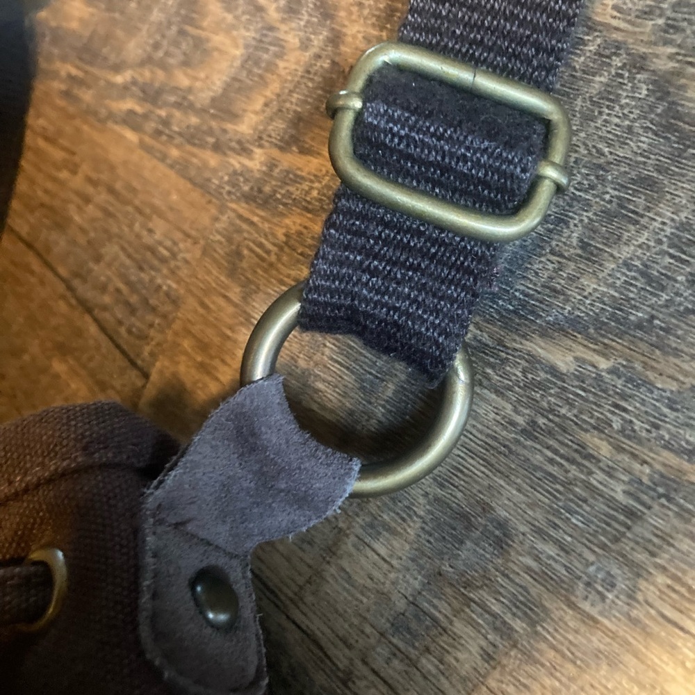 New American Eagle Satchel - Picture 8 of 8